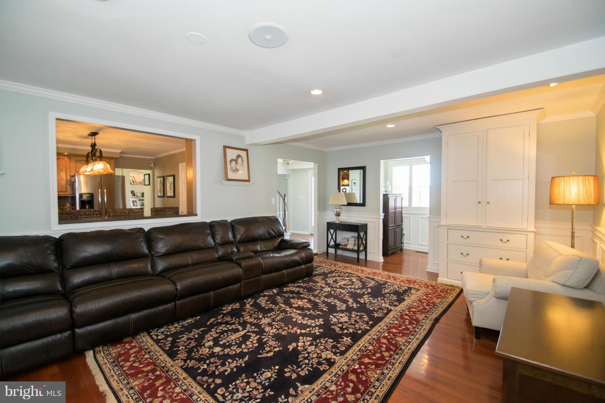 9015 Fieldchat Road Baltimore, MD 21236 - Photo 3 of 30 Family Room