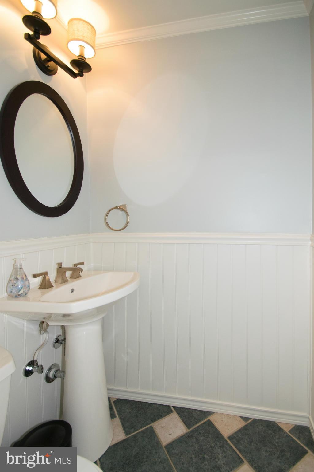 9015 Fieldchat Road Baltimore, MD 21236 - Photo 6 of 30 Bath