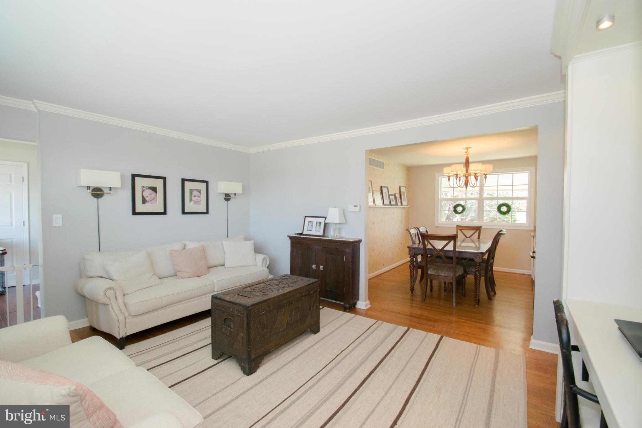 9015 Fieldchat Road Baltimore, MD 21236 - Photo 9 of 30 Living Room