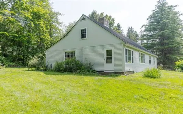 $3,000 | 51 Prospect Hill Road, Walpole, NH 03608