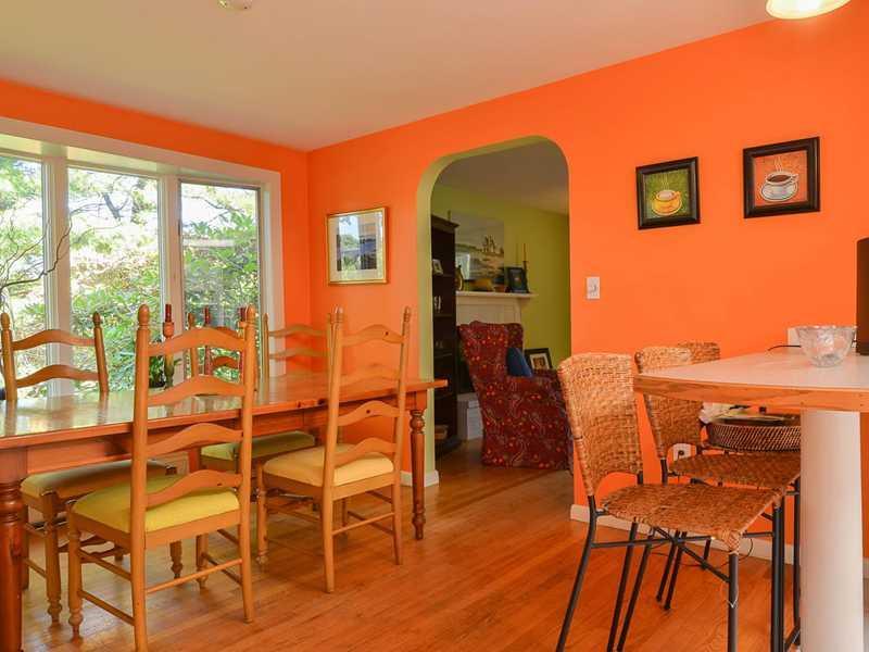8 Wabun Road Cape Elizabeth, ME 04107 - Photo 18 of 30 Dining Room.