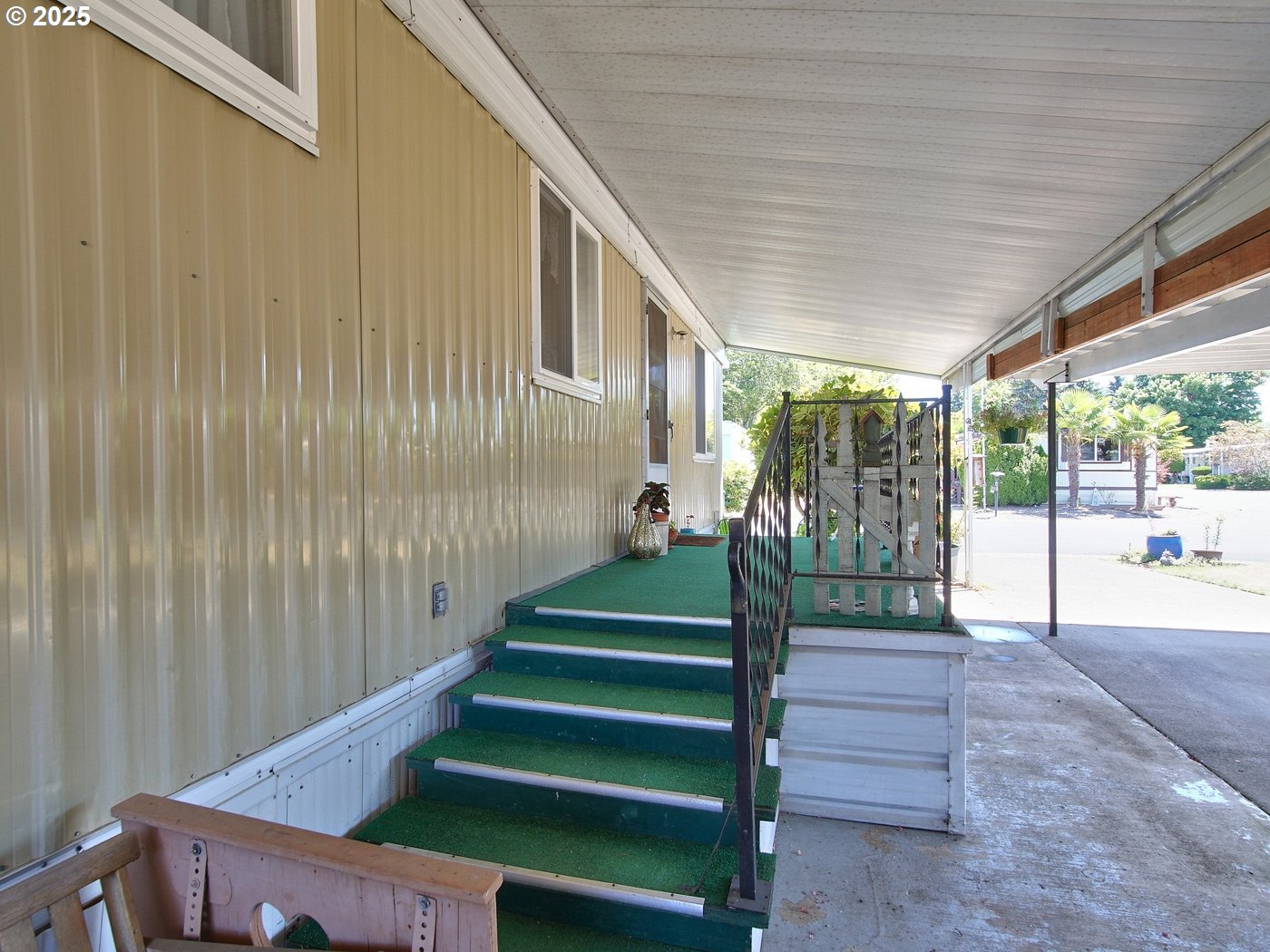 2681 Southeast River Road, Unit 44 Hillsboro, OR 97123 - Photo 11 of 47