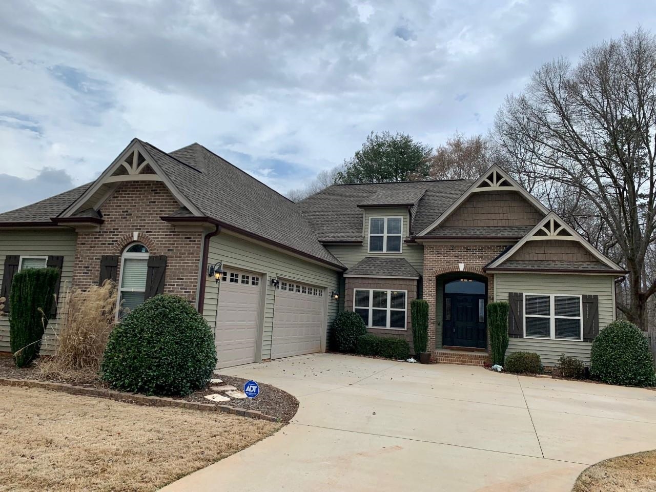 308 Grayson Drive Moore, SC 29369 - Photo 1 of 27