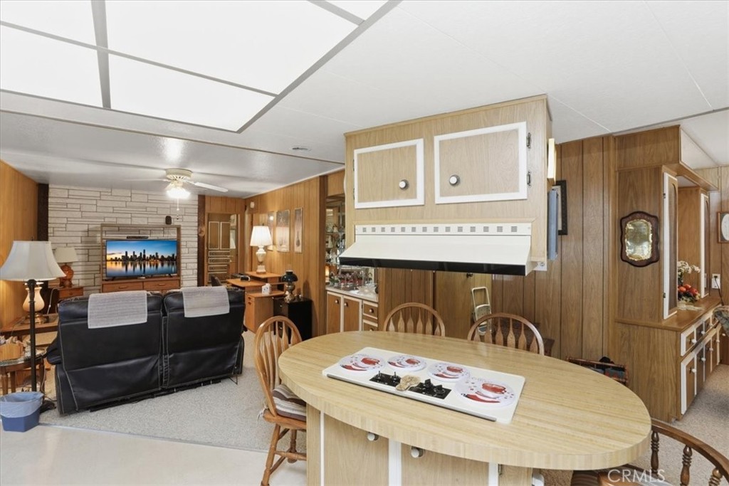 9391 California Avenue, Unit 79 Riverside, CA 92503 - Photo 16 of 38