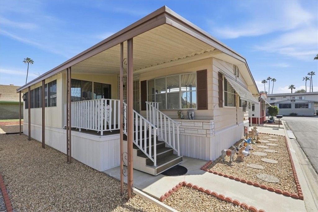 9391 California Avenue, Unit 79 Riverside, CA 92503 - Photo 2 of 38