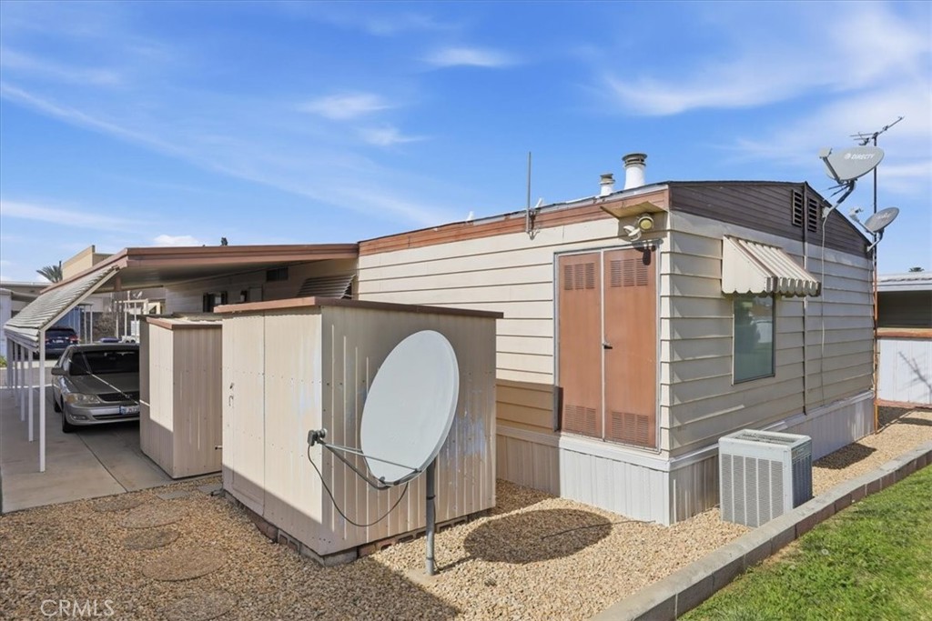 9391 California Avenue, Unit 79 Riverside, CA 92503 - Photo 33 of 38