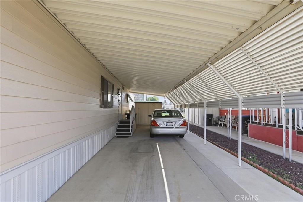 9391 California Avenue, Unit 79 Riverside, CA 92503 - Photo 5 of 38