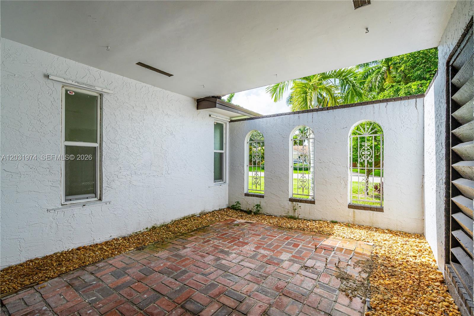 9380 Southwest 134th Street Miami, FL 33176 - Photo 16 of 36
