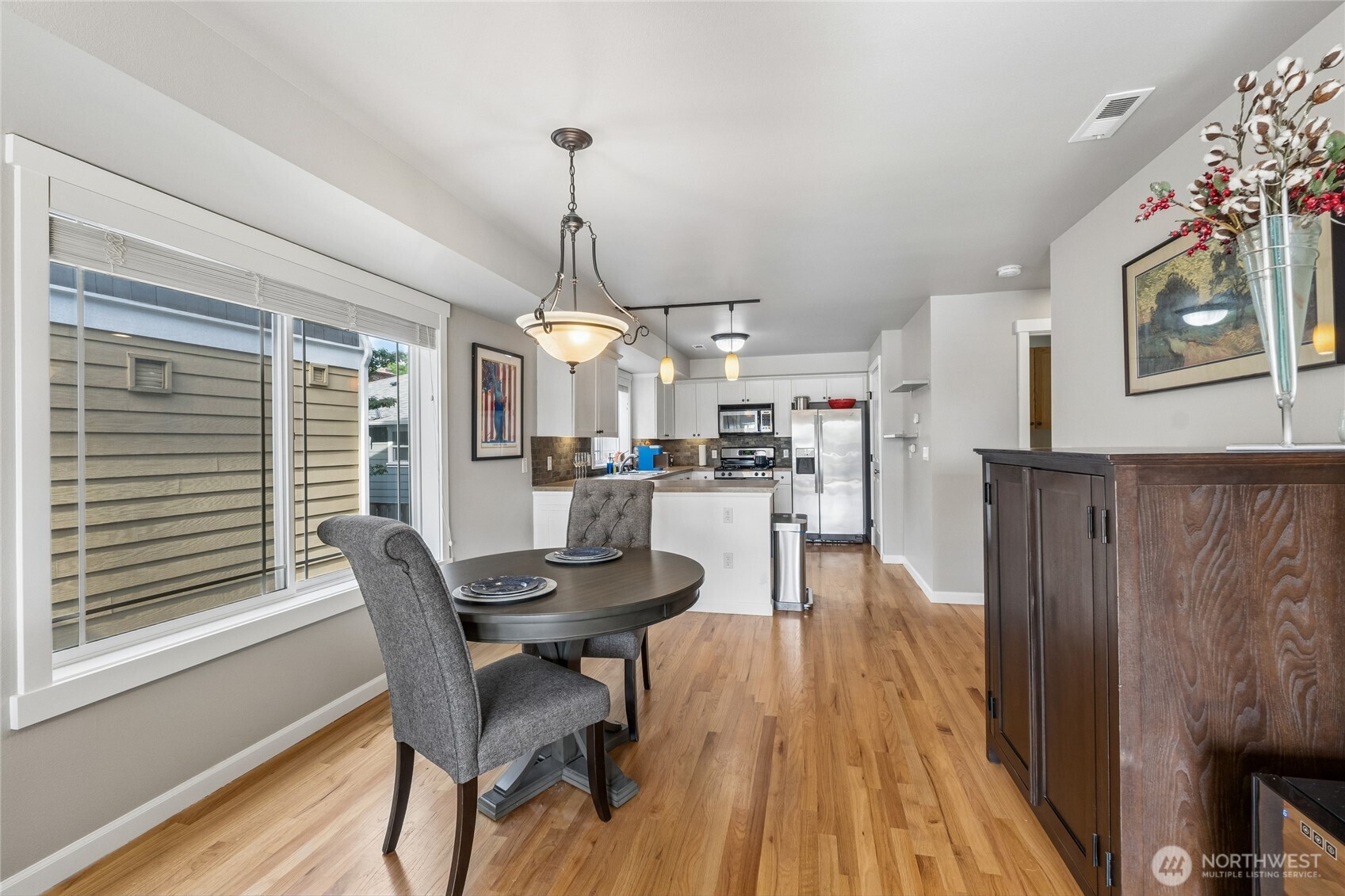 6331 42nd Avenue Southwest, Unit B Seattle, WA 98136 - Photo 9 of 27