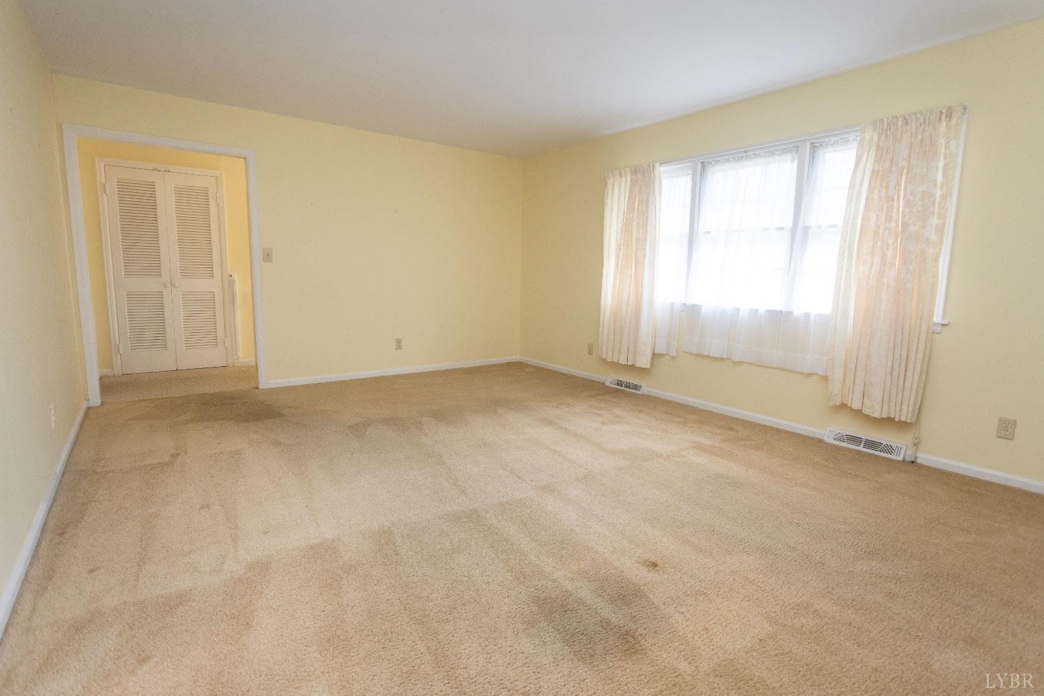 5813 Rhonda Road Lynchburg, VA 24502 - Photo 11 of 59 Gallery Image 11