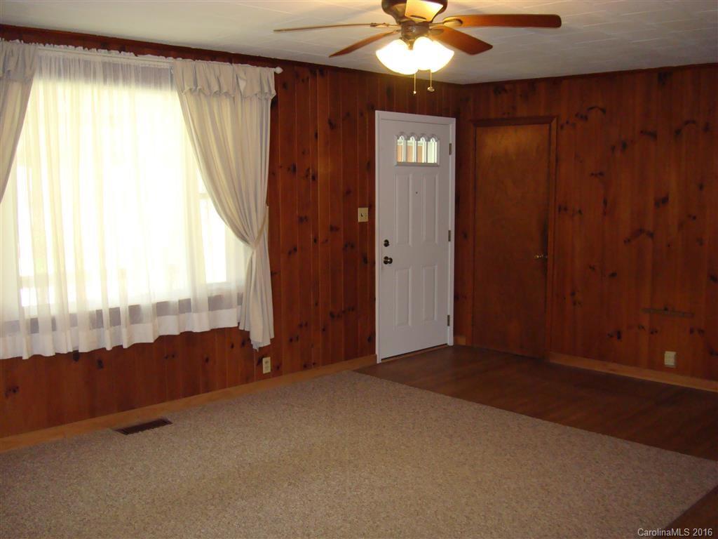 3072 Grapevine Road Marshall, NC 28753 - Photo 11 of 23 Gallery Image 11