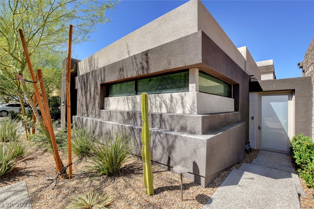 2272 Edge Ridge Court Henderson, NV 89052 - Photo 3 of 47 Gallery Image 3