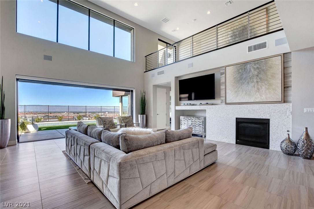 2272 Edge Ridge Court Henderson, NV 89052 - Photo 9 of 47 Gallery Image 9
