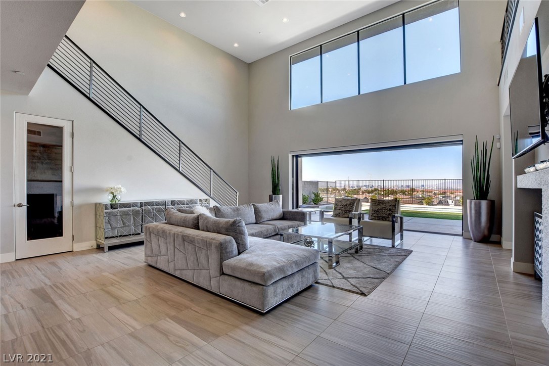 2272 Edge Ridge Court Henderson, NV 89052 - Photo 10 of 47 Gallery Image 10