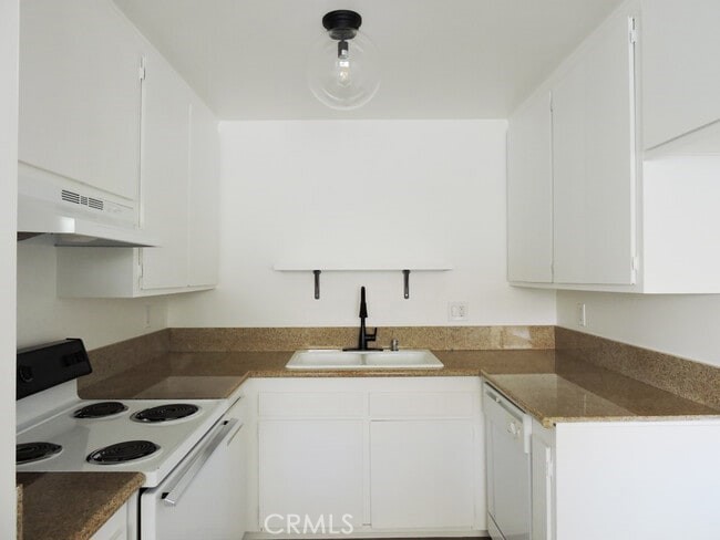 755 East Date Brea, CA 92821 - Photo 11 of 17