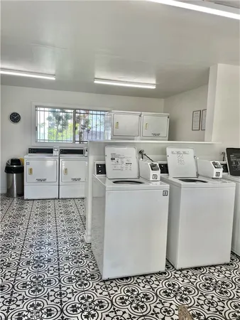 $2,040 | 755 East Date, Brea, CA 92821