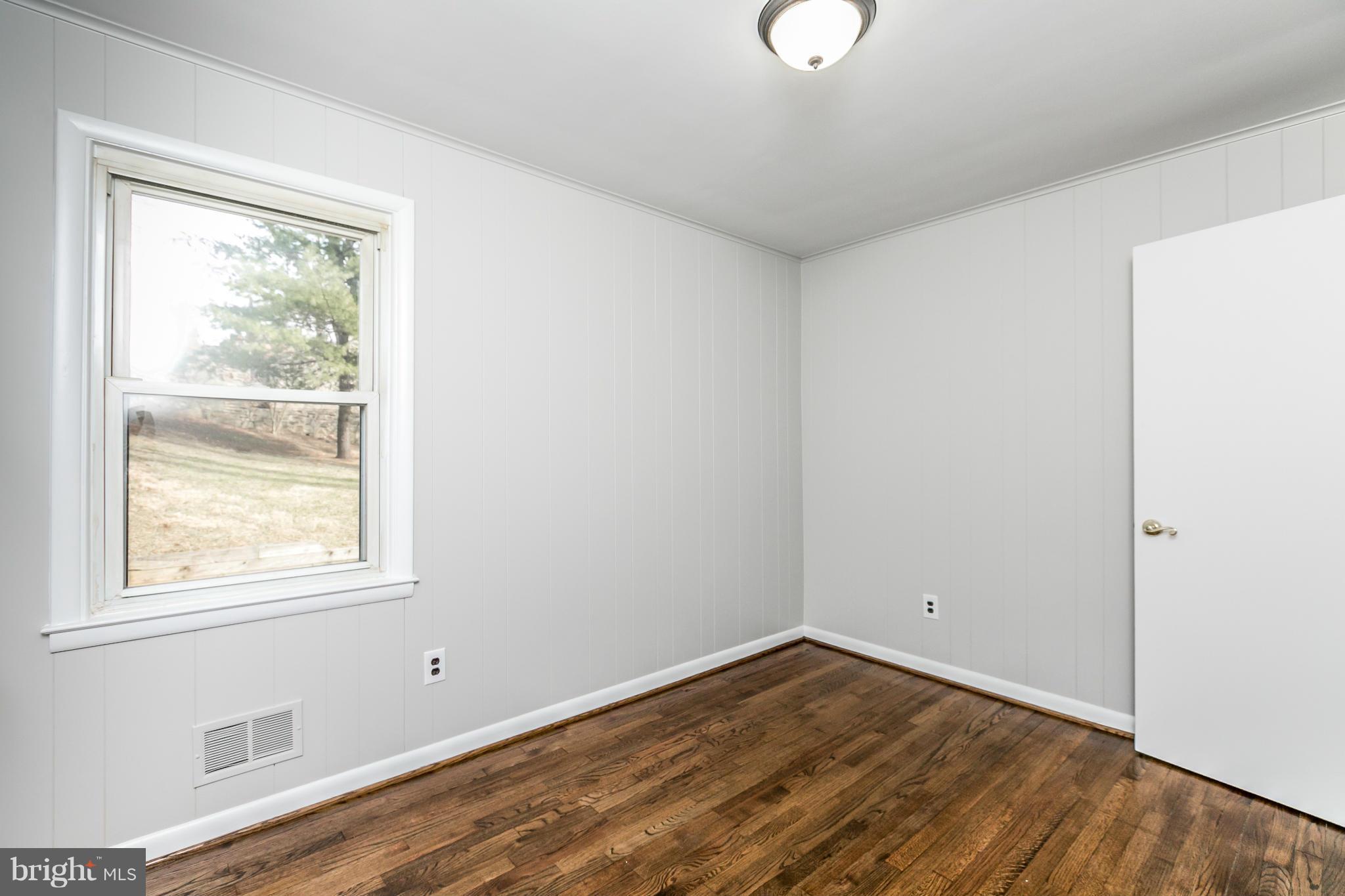 6652 Loch Hill Road Baltimore, MD 21239 - Photo 14 of 30 Bedroom