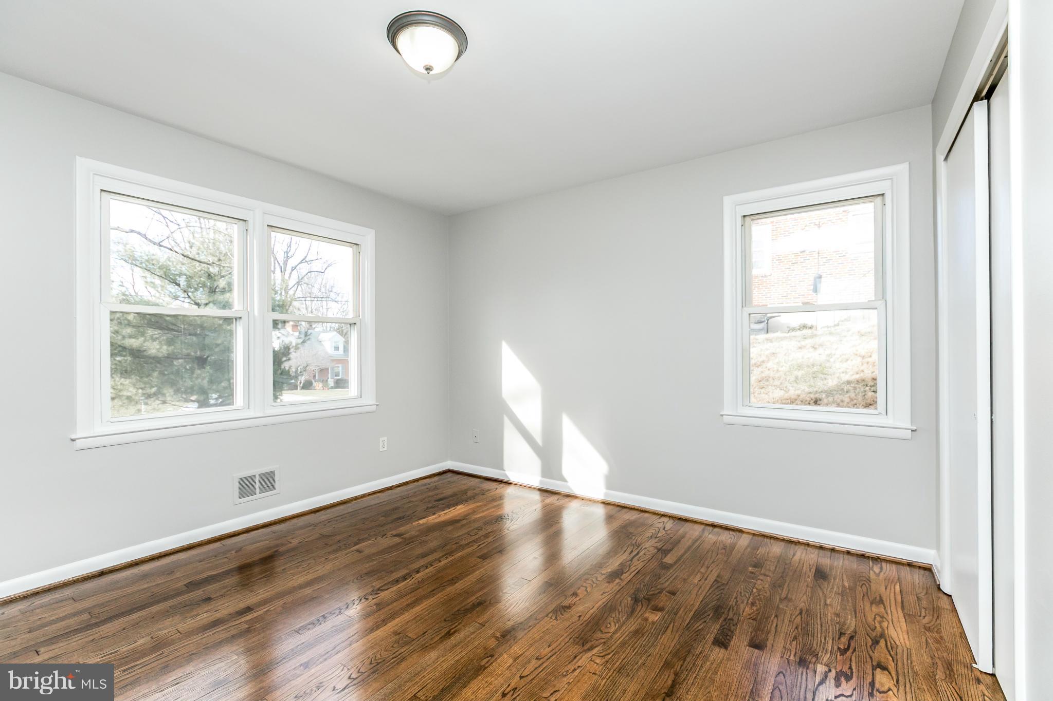 6652 Loch Hill Road Baltimore, MD 21239 - Photo 16 of 30 Bedroom