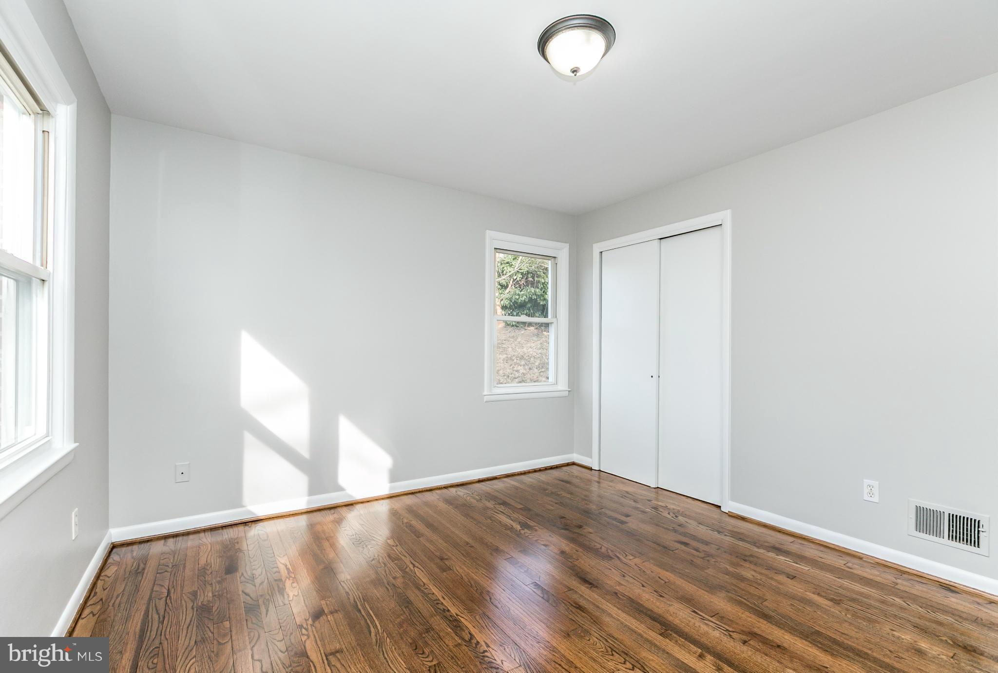 6652 Loch Hill Road Baltimore, MD 21239 - Photo 17 of 30 Bedroom