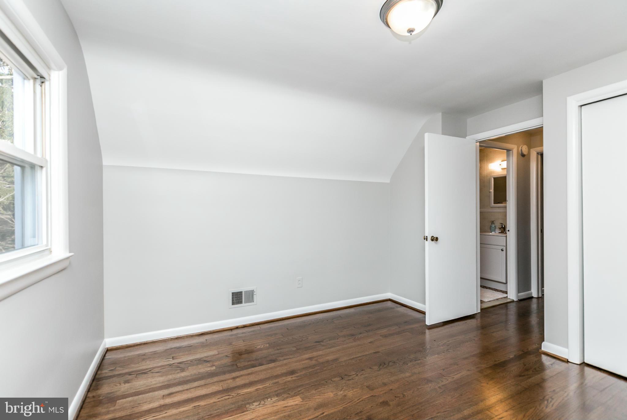 6652 Loch Hill Road Baltimore, MD 21239 - Photo 25 of 30 Bedroom