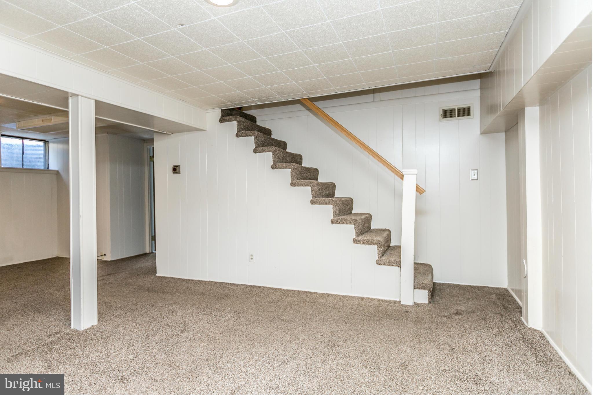 6652 Loch Hill Road Baltimore, MD 21239 - Photo 27 of 30 Family Room