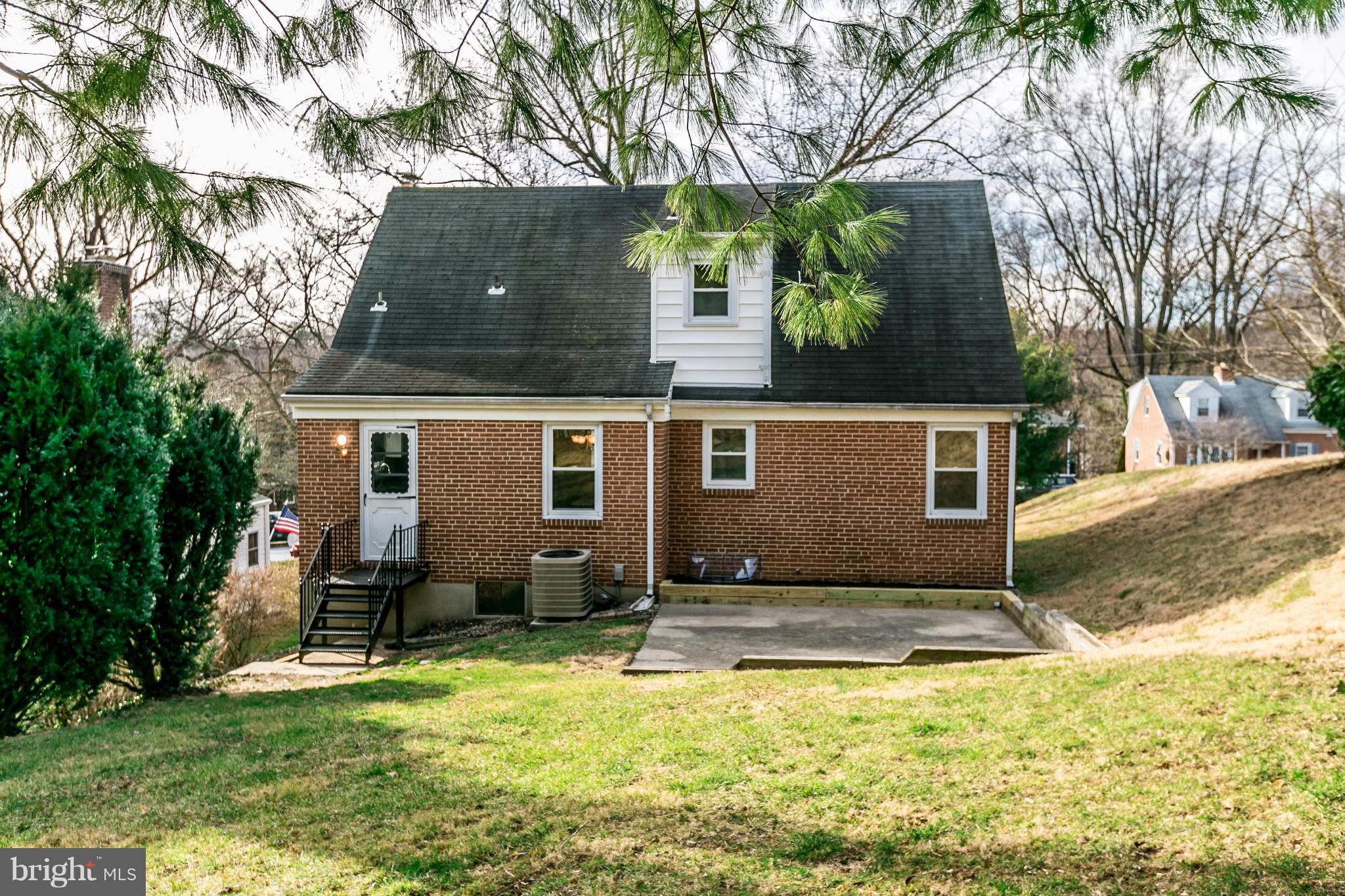 6652 Loch Hill Road Baltimore, MD 21239 - Photo 28 of 30 Exterior (Rear)