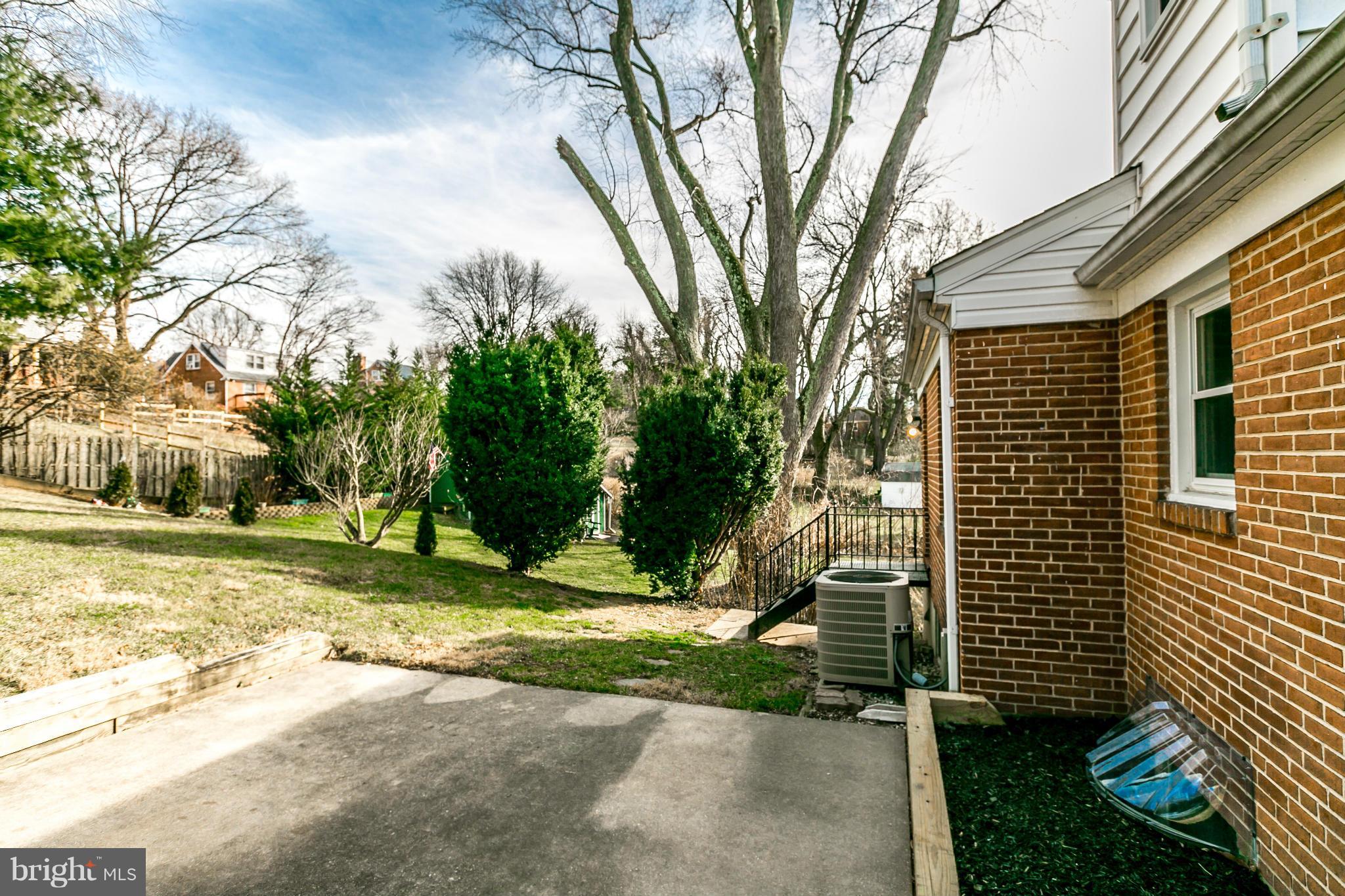 6652 Loch Hill Road Baltimore, MD 21239 - Photo 29 of 30 Exterior (Rear)