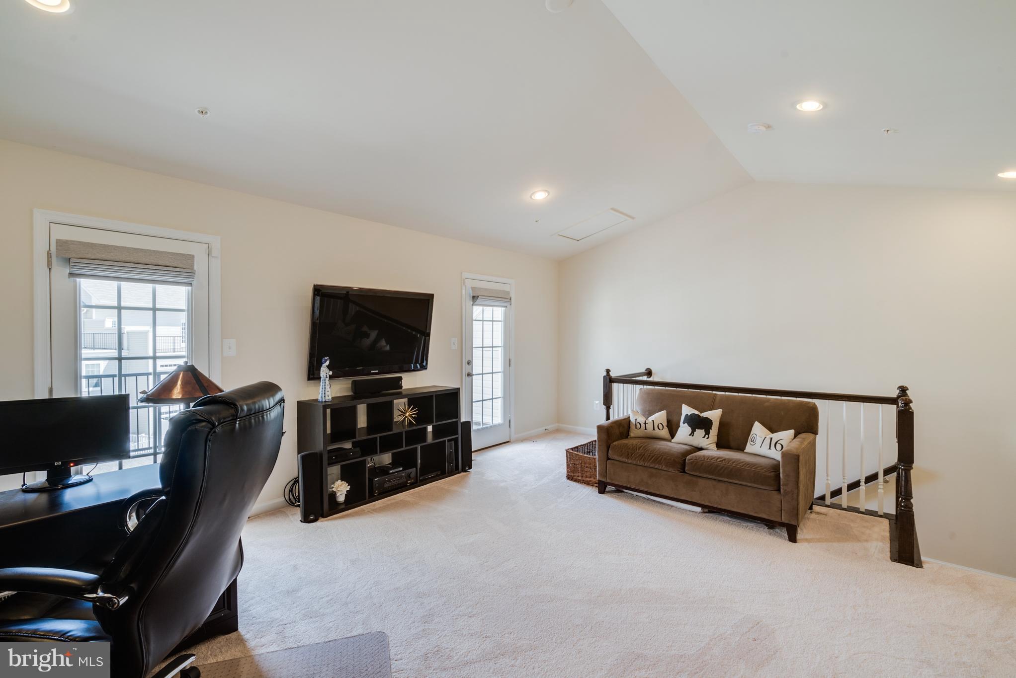 1049 Red Clover Road Gambrills, MD 21054 - Photo 21 of 30 4th level loft opens to deck