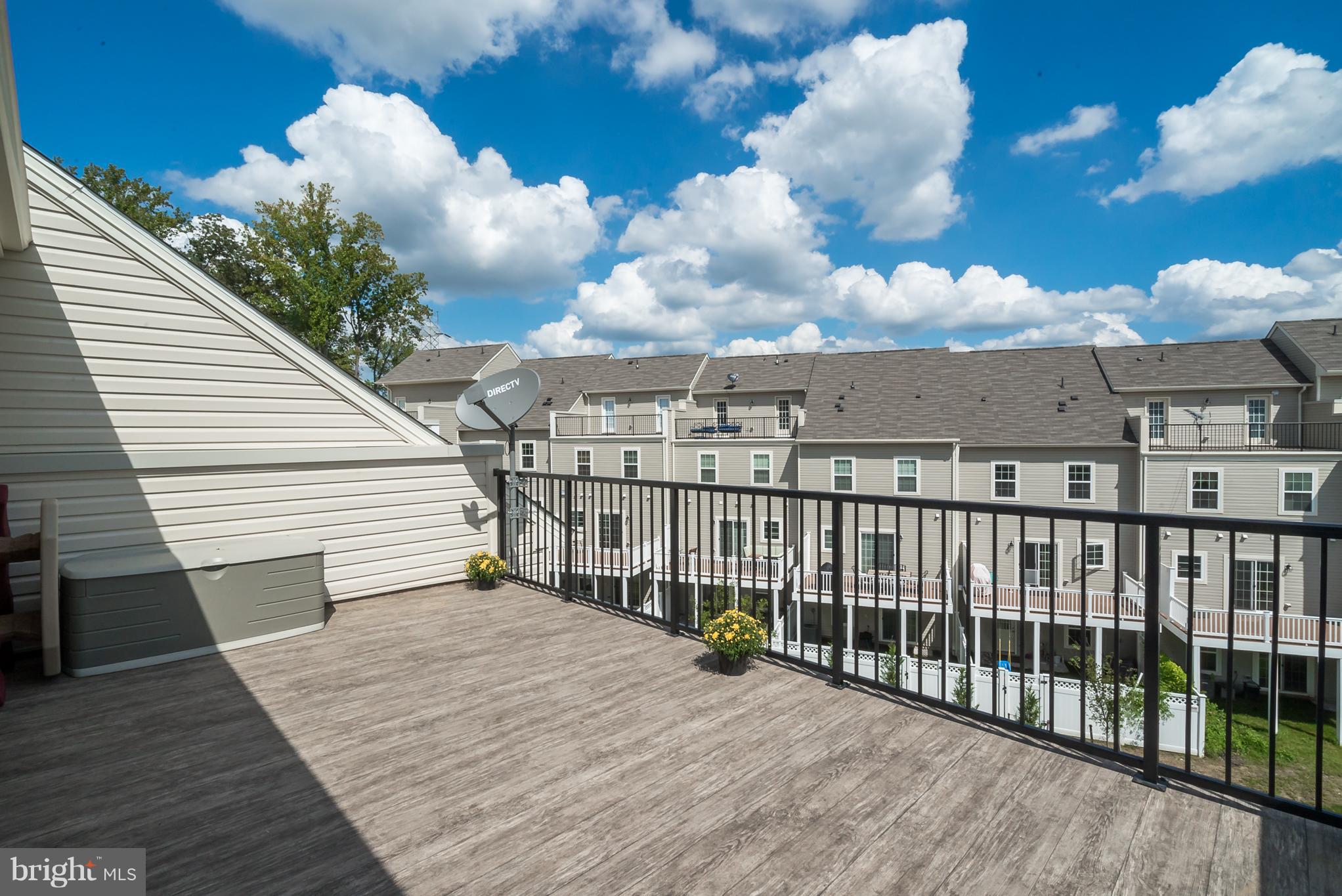 1049 Red Clover Road Gambrills, MD 21054 - Photo 25 of 30 4th Level opens to deck