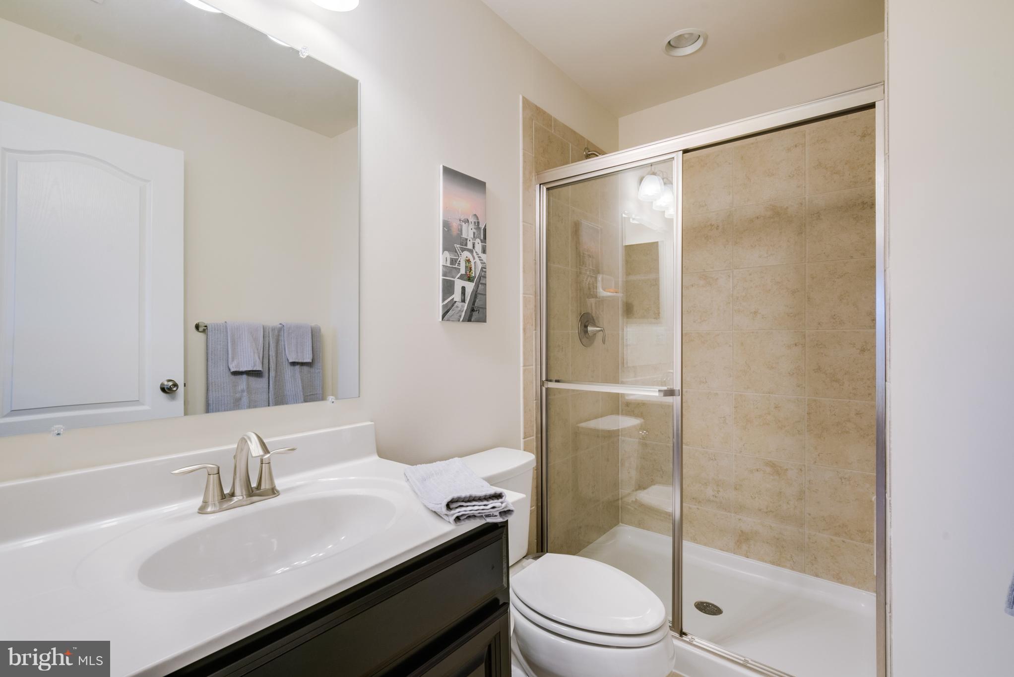 1049 Red Clover Road Gambrills, MD 21054 - Photo 26 of 30 Full Bath
