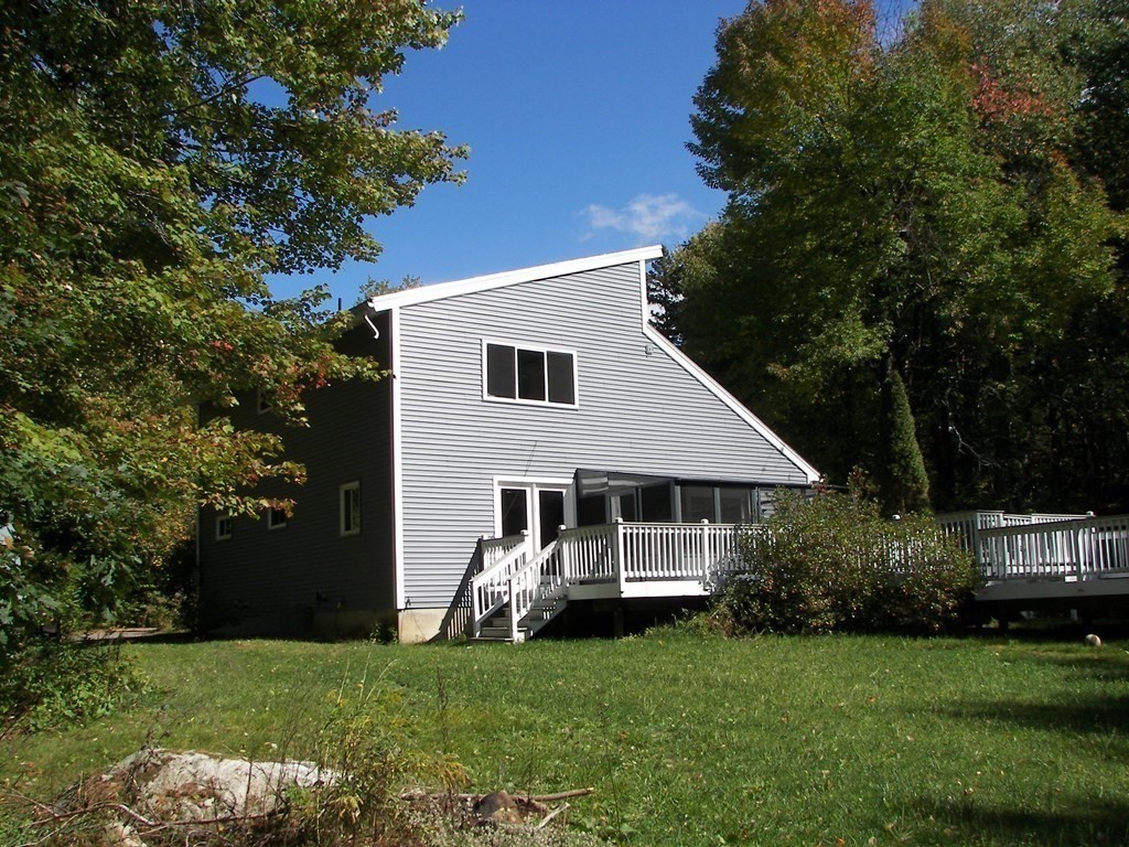 97 Ragged Hill Road Hubbardston, MA 01452 - Photo 3 of 33 Gallery Image 3