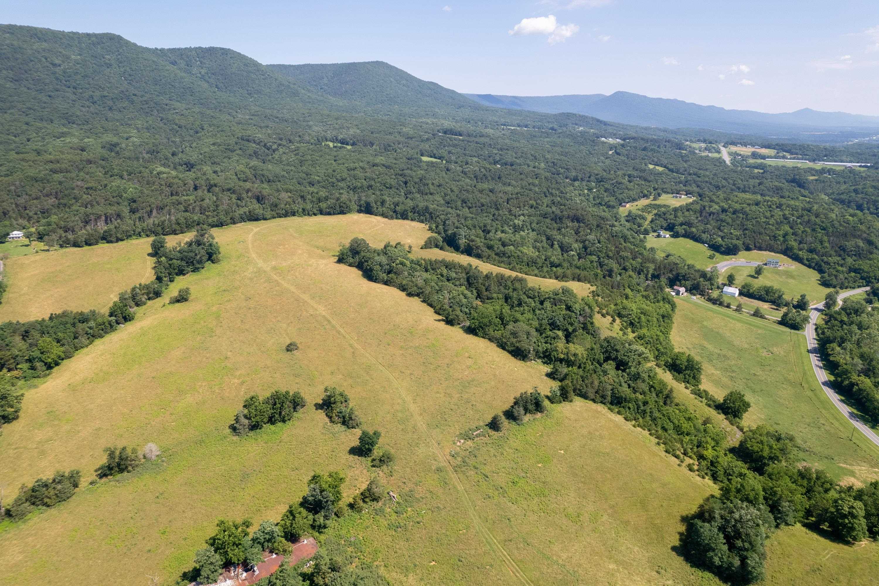 1-2 Galloway Spring Lane Shenandoah, VA 22849 - Photo 8 of 17 Gallery Image 8