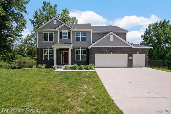$699,000 | 63770 Dequindre Road, Washington, MI 48095