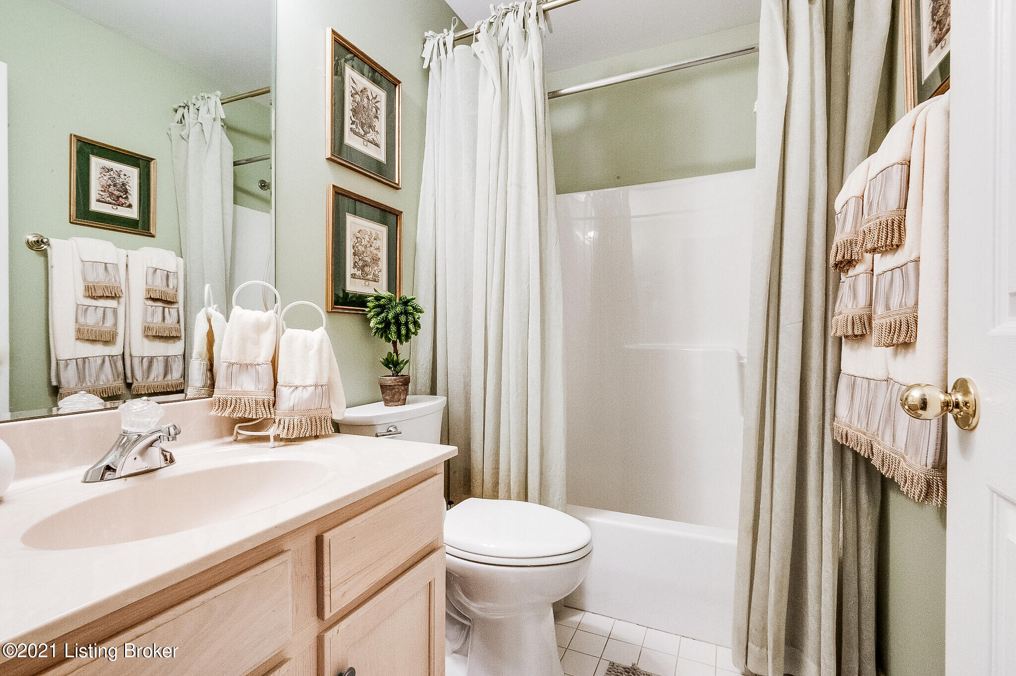4210 Garden Ridge Road Crestwood, KY 40014 - Photo 24 of 51 Full Bath