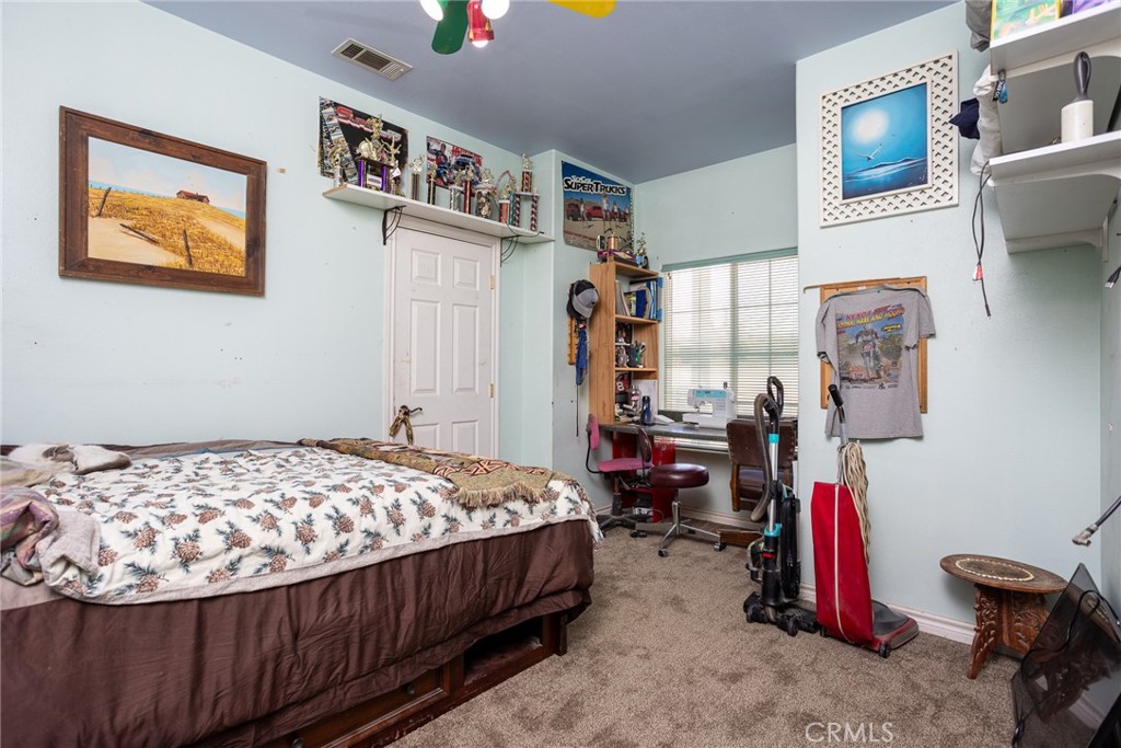 1220 Smoke Tree Road Pinon Hills, CA 92372 - Photo 23 of 47 2nd Bedroom