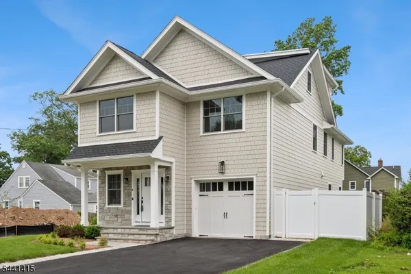 $1,799,000 | 4 Shadylawn Drive, Madison, NJ 07940