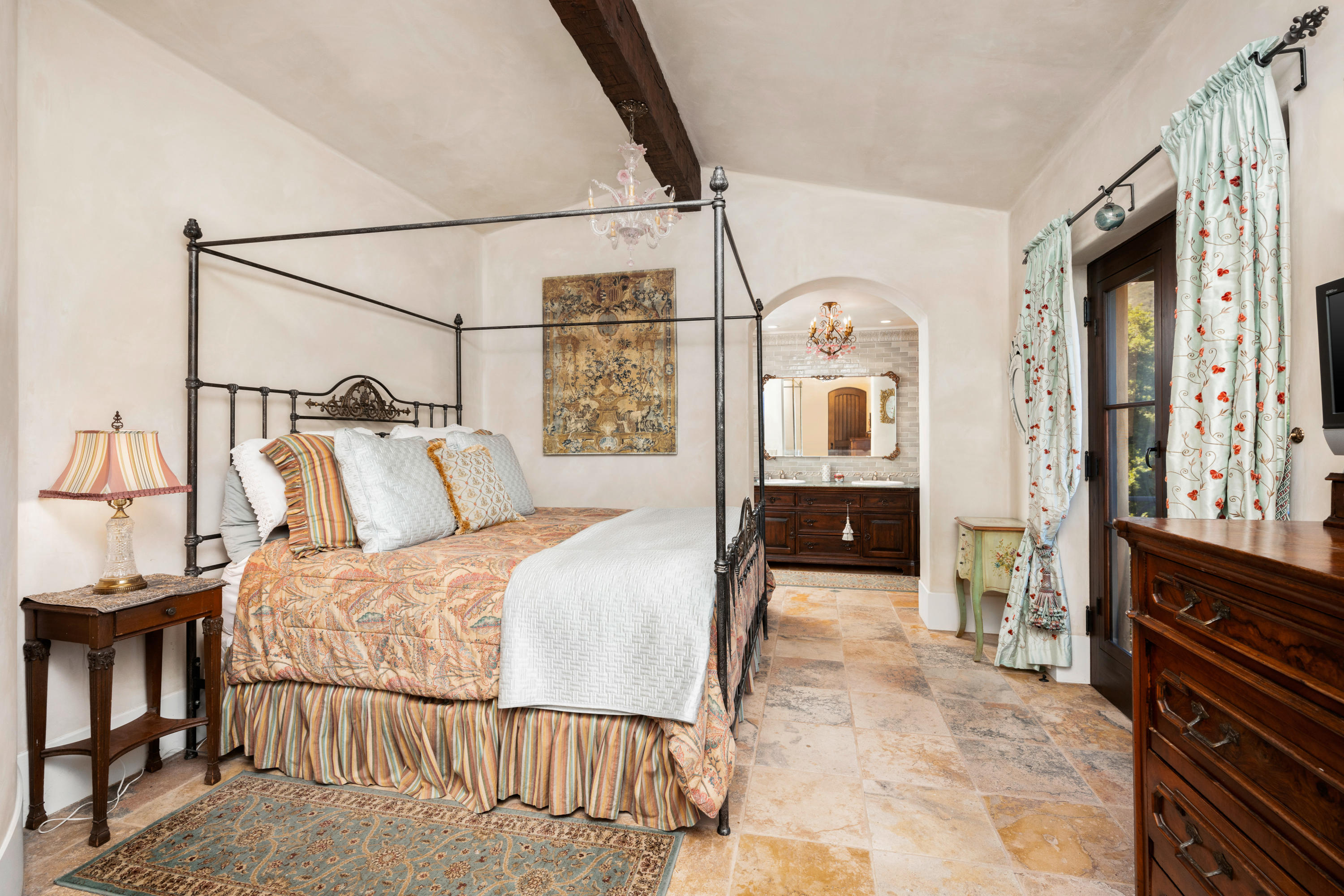 2226 Gibraltar Road Santa Barbara, CA 93103 - Photo 14 of 41 Bd 1