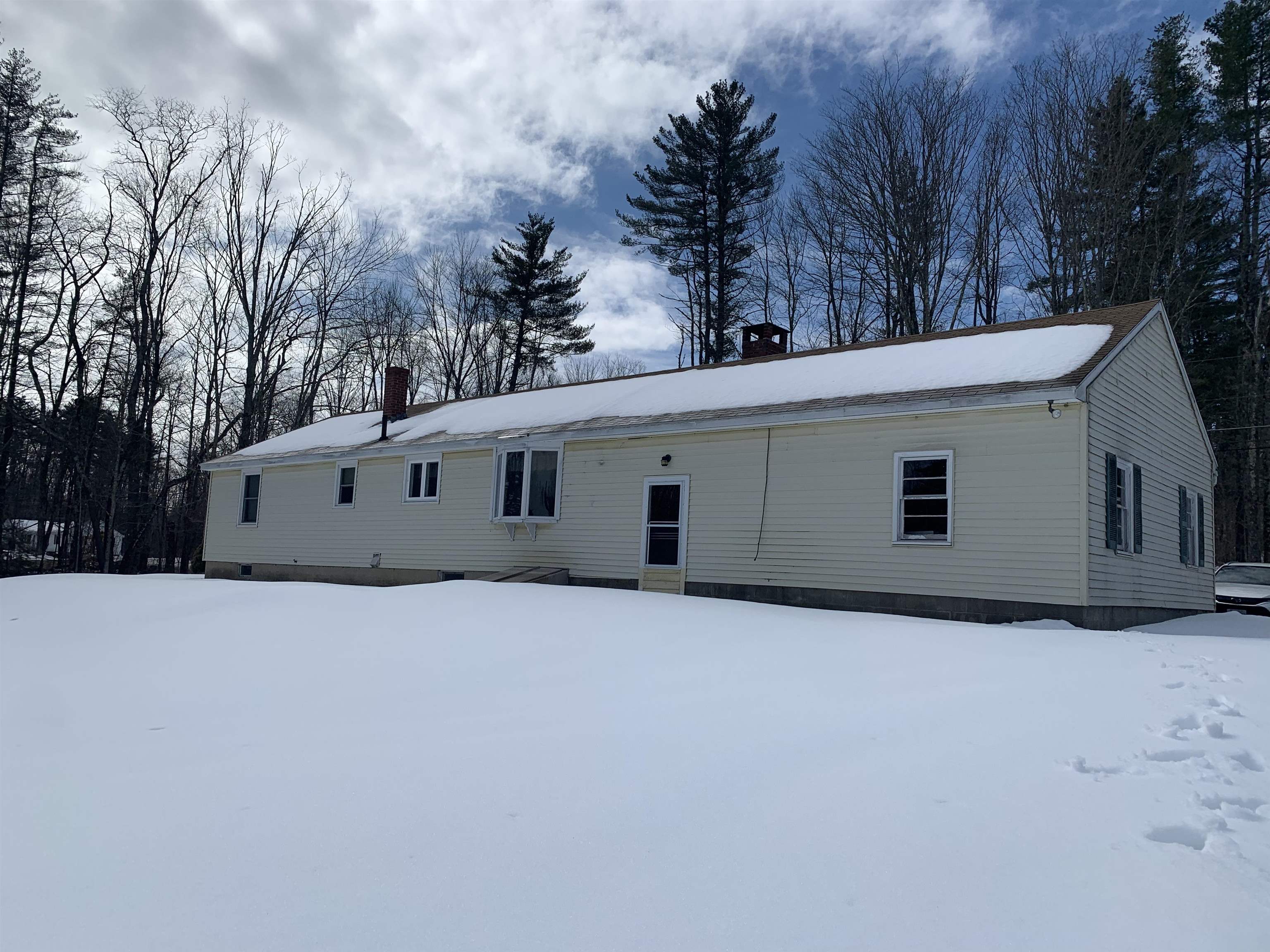 81 Estes Road Rochester, NH 03867 - Photo 18 of 19