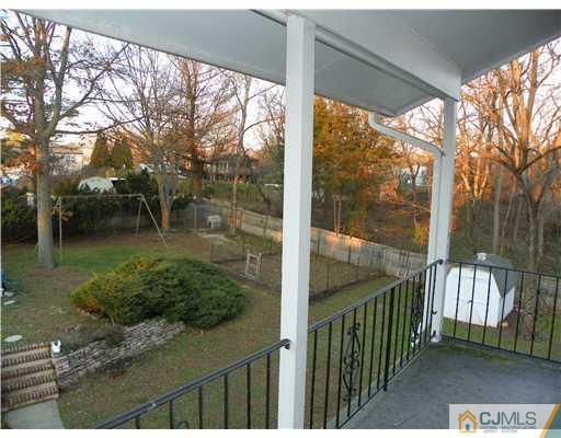 124 Overbrook Road Piscataway, NJ 08854 - Photo 6 of 13 Gallery Image 6