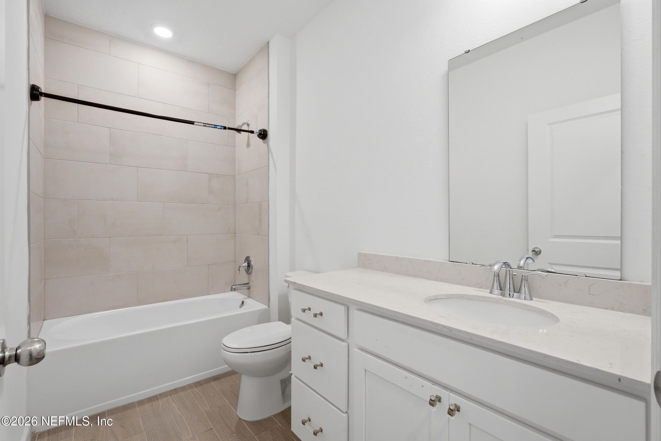 35 White Rabbit Run St. Augustine, FL 32092 - Photo 20 of 48 second bathroom