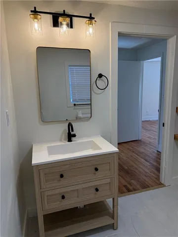 $175,000 | 11306 Grandview Road, Kansas City, MO 64137