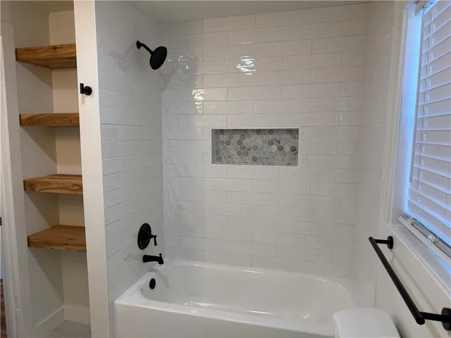 $175,000 | 11306 Grandview Road, Kansas City, MO 64137