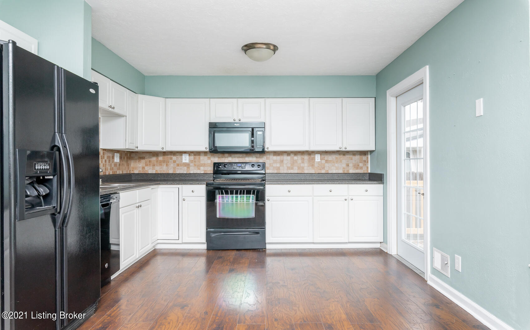 3909 Longview Road Louisville, KY 40299 - Photo 16 of 41 MLS-122
