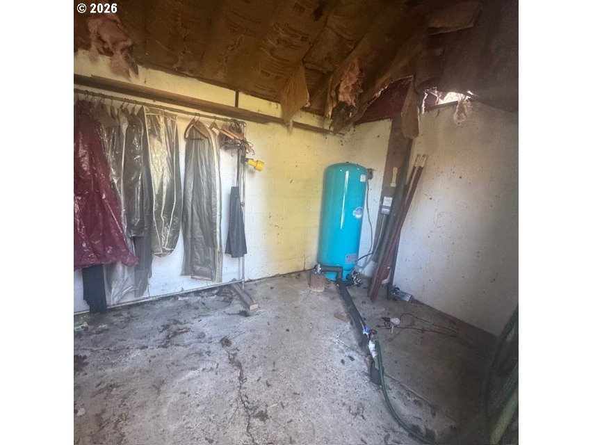 18205 Northwest Reeder Road Portland, OR 97231 - Photo 35 of 35 Pump House