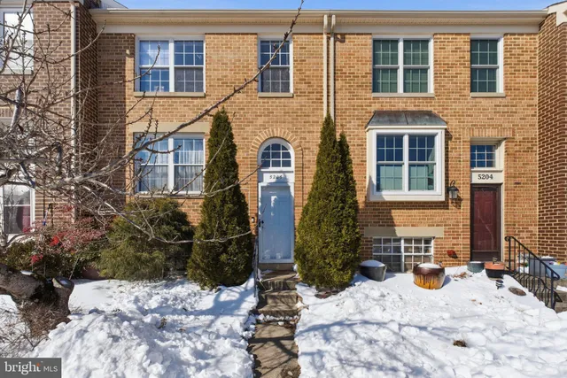 $674,000 | 5206 Leeward Lane, Alexandria, VA 22315