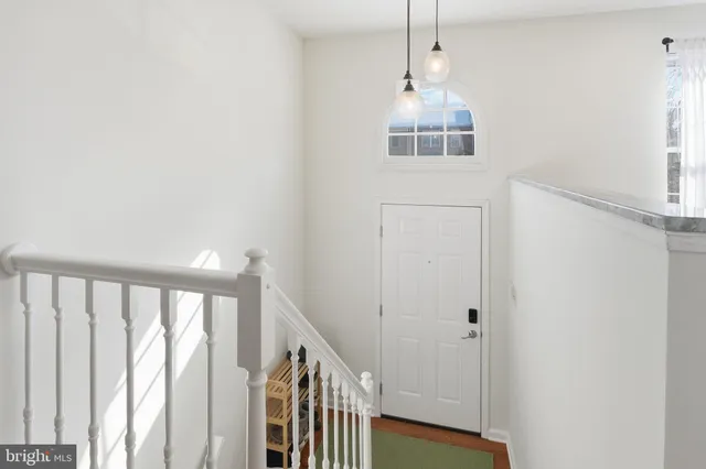 $674,000 | 5206 Leeward Lane, Alexandria, VA 22315