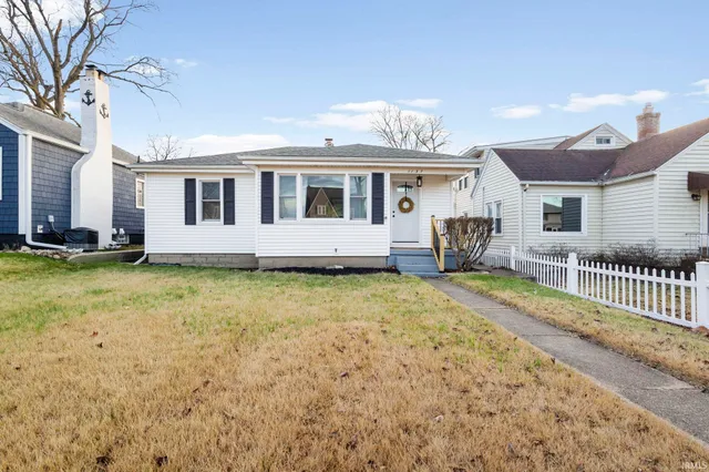 $240,000 | 1137 East Mishawaka Avenue, Mishawaka, IN 46544