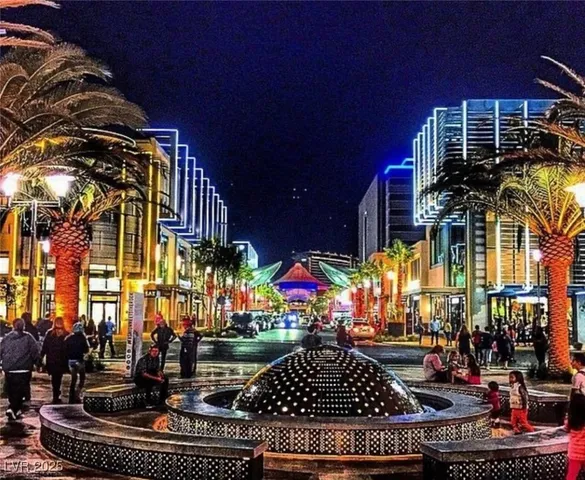 $439,900 | 11250 Hidden Peak Avenue, Unit 210, Las Vegas, NV 89135