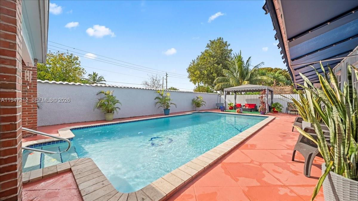 13430 Southwest 25th Street Miami, FL 33175 - Photo 36 of 49 a view of outdoor space