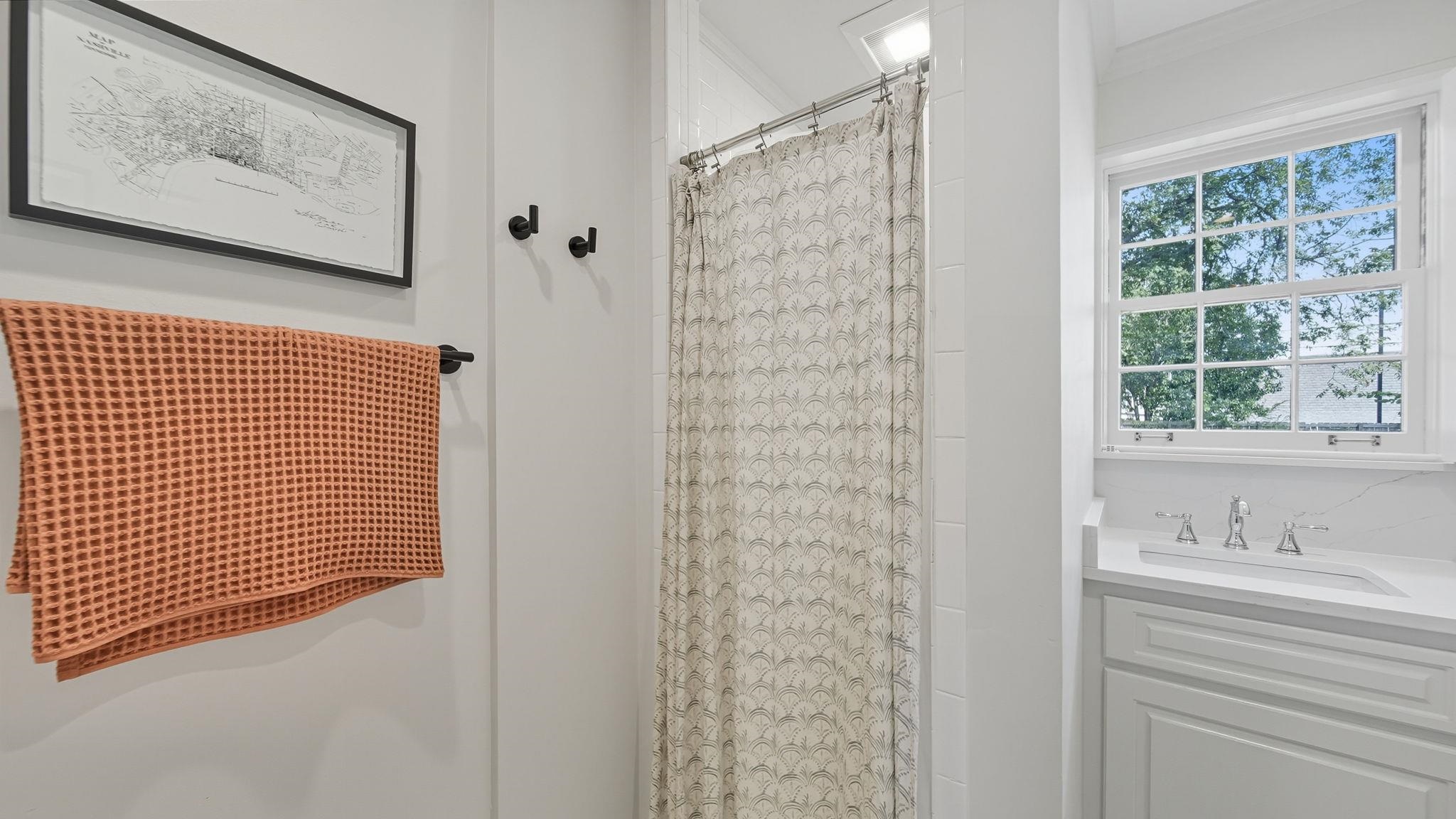 678 Moss Road Memphis, TN 38117 - Photo 28 of 33 Full bathroom featuring a stall shower and vanity